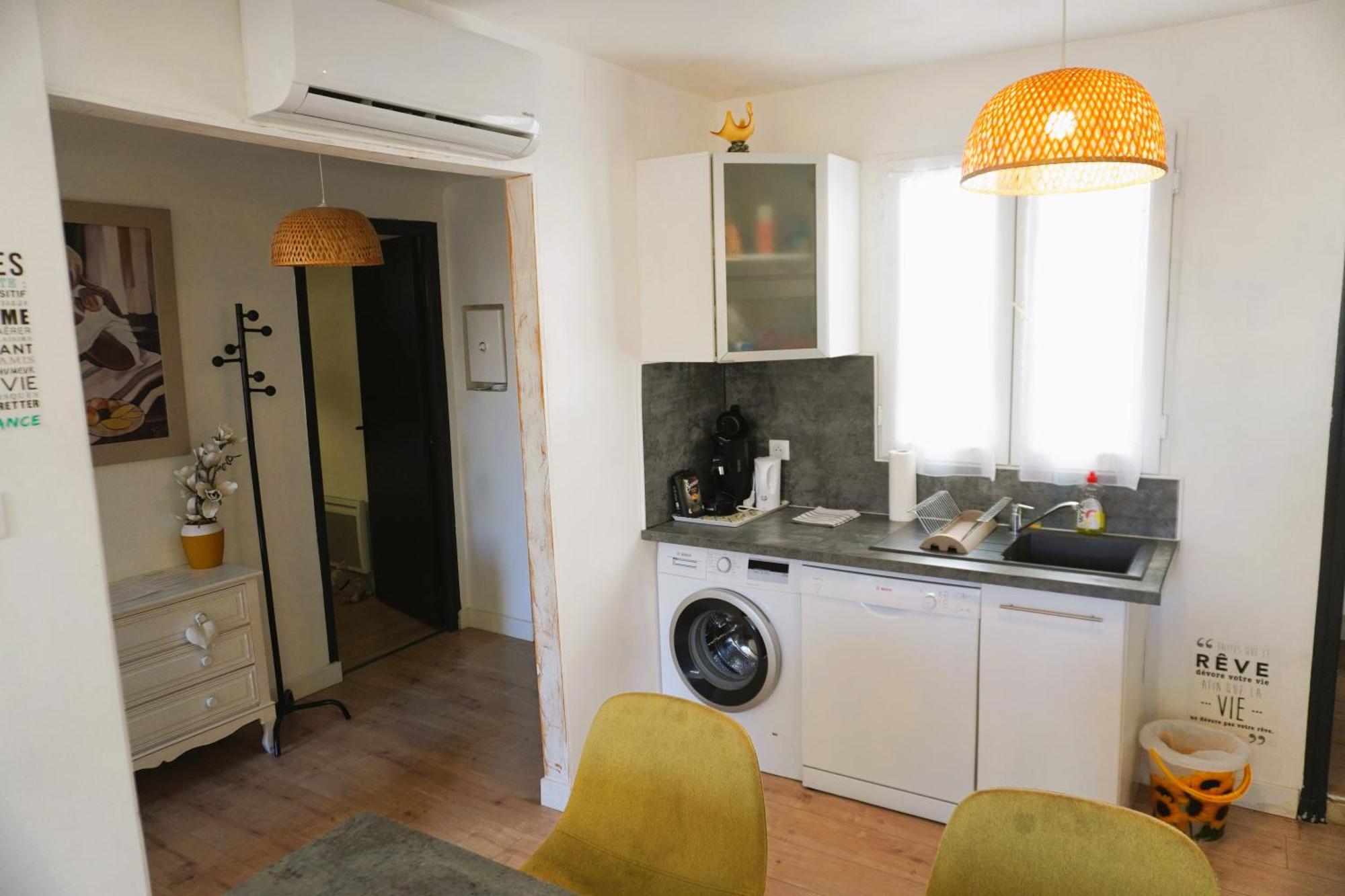 Family' Appart Narbonne Centre-Ville Clim Wi-Fi 2 Chambres Εξωτερικό φωτογραφία